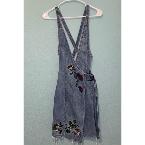 H&M Dresses & Skirts - H&M Coachella Denim Wrap Dress